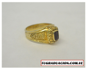 Anillo de oro: Licenciado en Administración